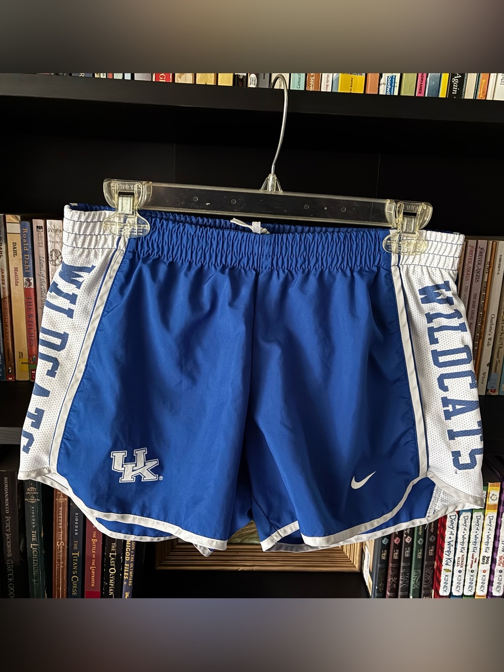Vintage Y2K Nike Kentucky Wildcats women’s running shorts Small | hard to find!
